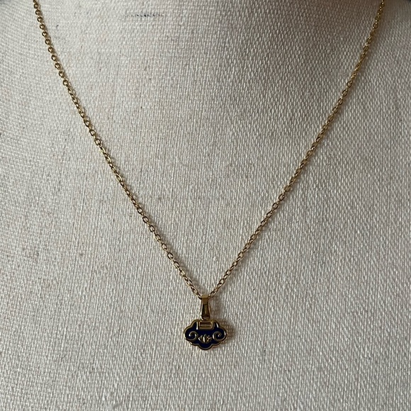 Necklace Set - Picture 4 of 5